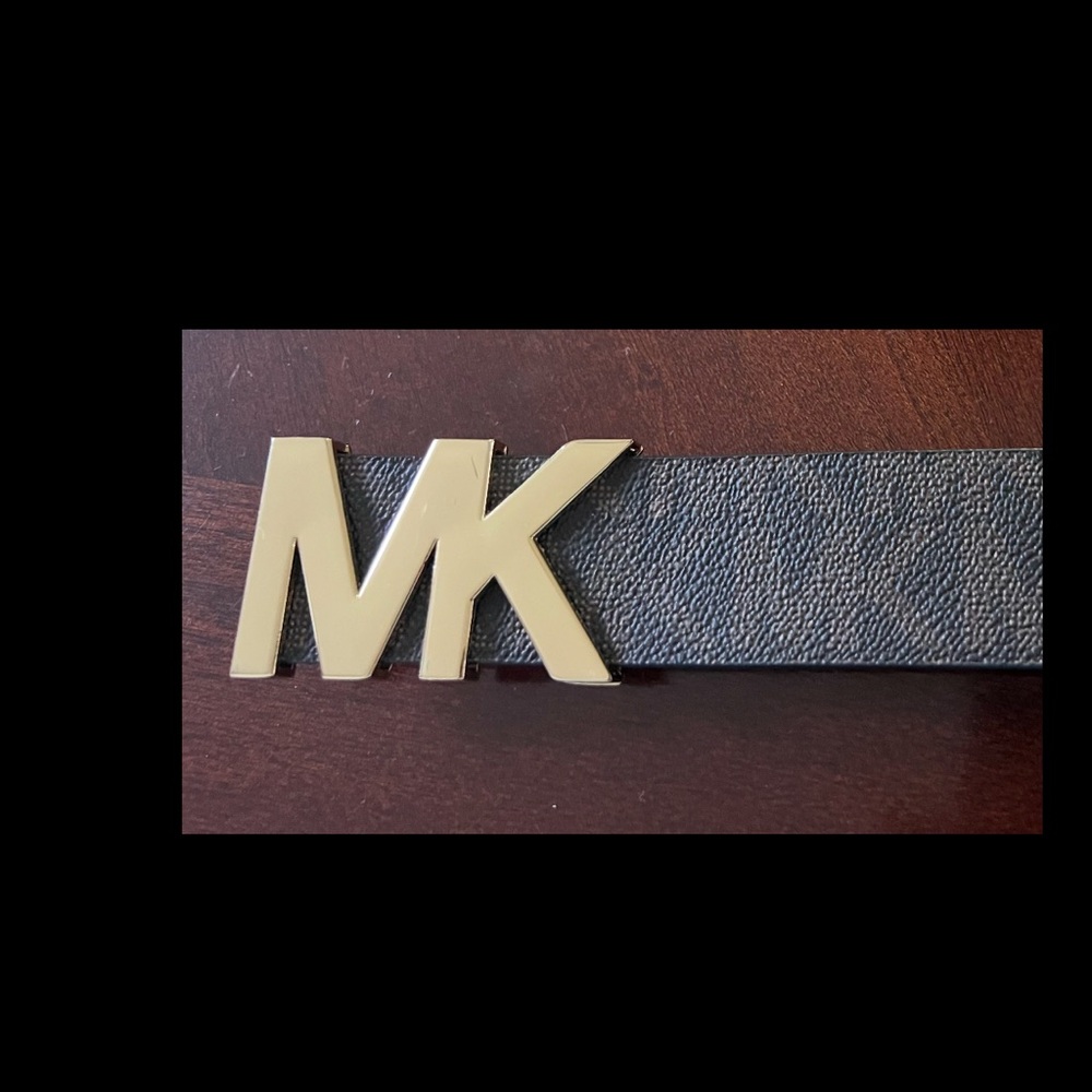 Michael Kors Metallic Belt